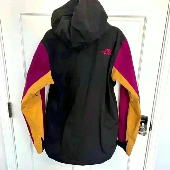 Worn to with twice less an hour use thought I’d fit but I’m a large not medium - Picture 2 of 7